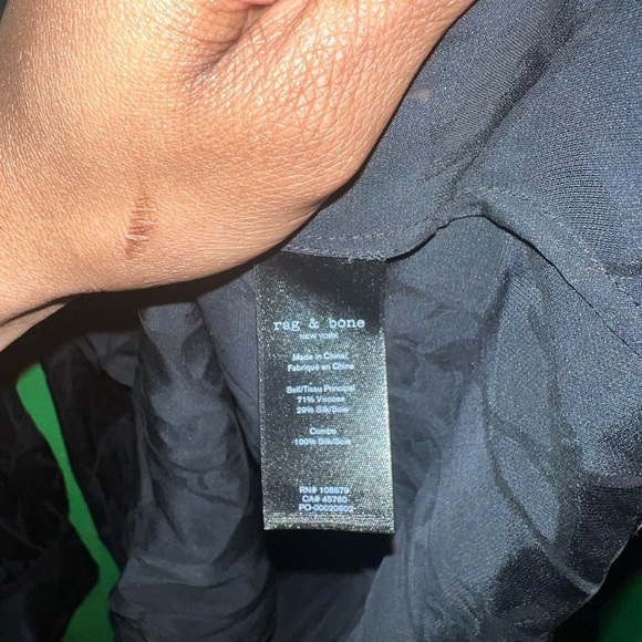 Rag & Bone 100% Silk Elegant Black Floral Sheer Top size Small - Picture 9 of 10